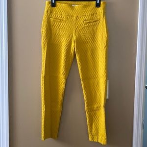 Crown & ivy stretch pants size 4 good condition